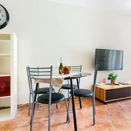 Cosy Apartment In Los Cristianos 5Min To The Ocean Exterior photo