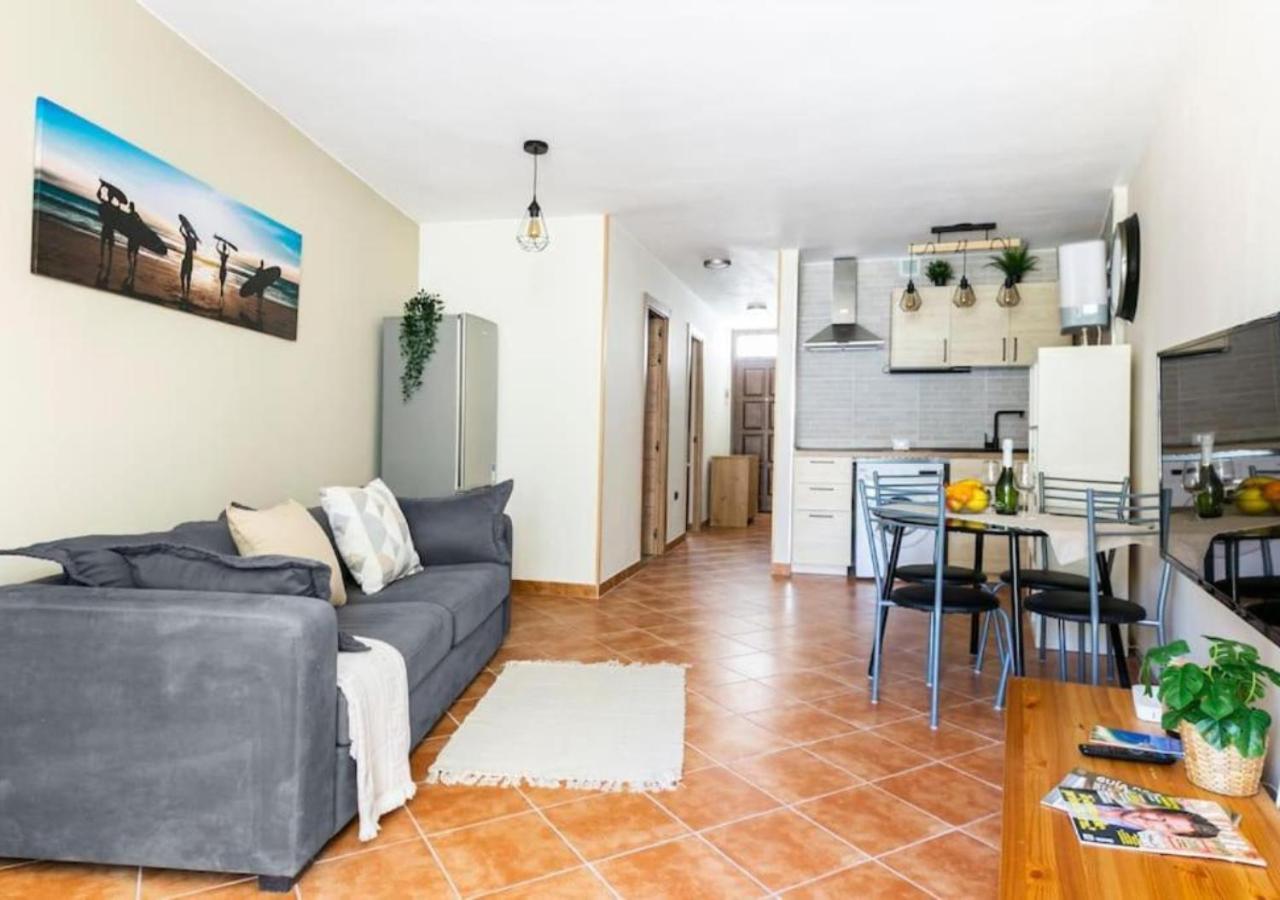 Cosy Apartment In Los Cristianos 5Min To The Ocean Exterior photo